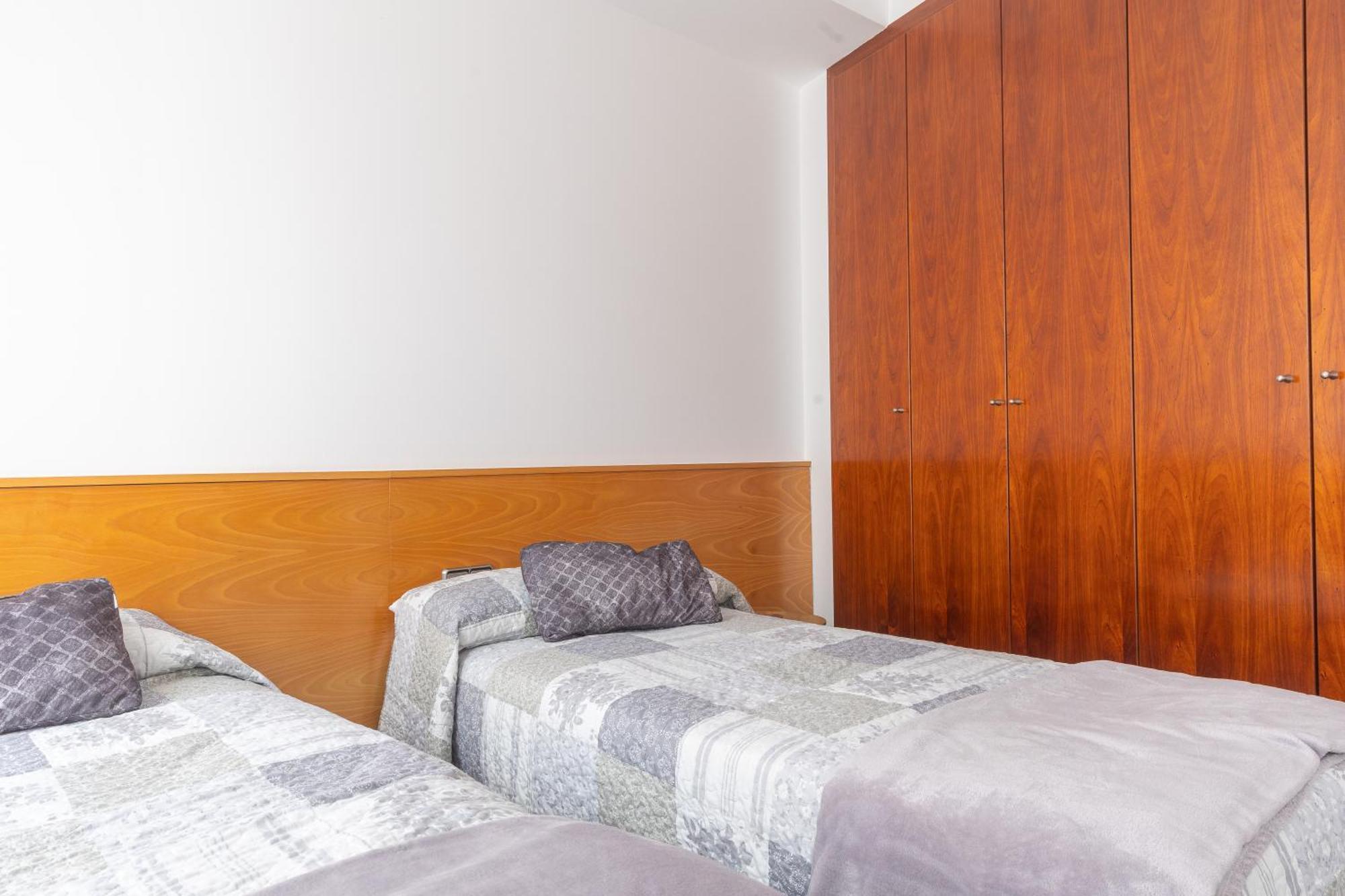 Mazi Apartments Colon Vic Exterior photo