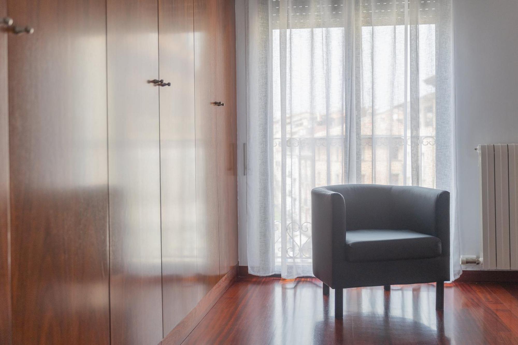 Mazi Apartments Colon Vic Exterior photo